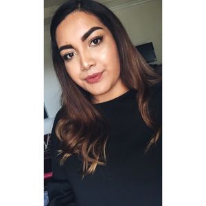 Meet your Posher, Selene